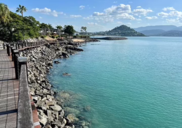 Cannonvale shoreline, showcasing areas serviced by pre-purchase building inspection professionals.